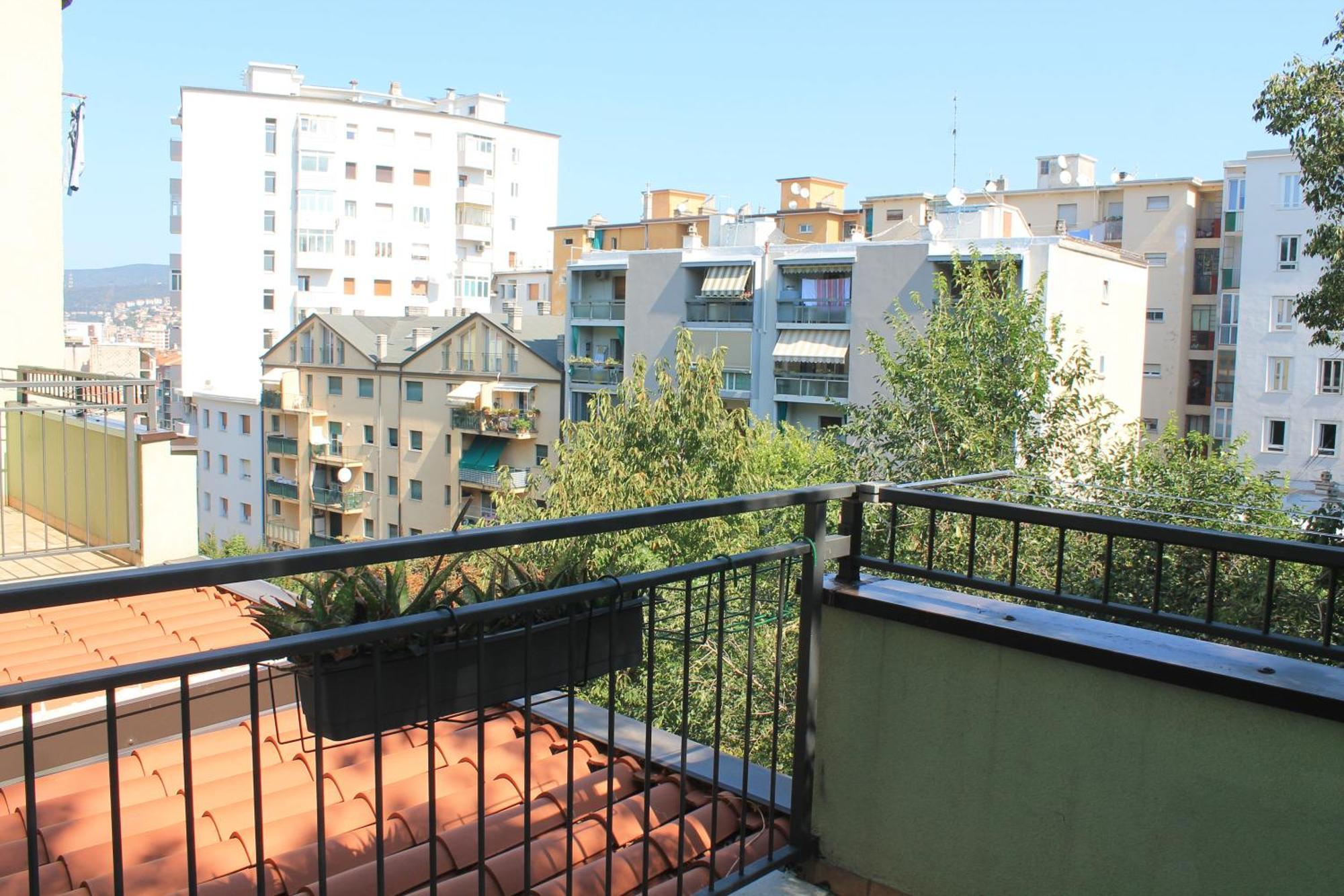 Terrace44 Oasi Di Pace E Relax Nel Cuore Di Τεργέστη Εξωτερικό φωτογραφία